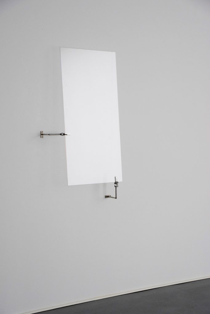 The Smell of Glass - The smell I see, 2018, white glass, laboratory clamps, 100 x 55 x 20 cm Lena Trost’s artistic practice